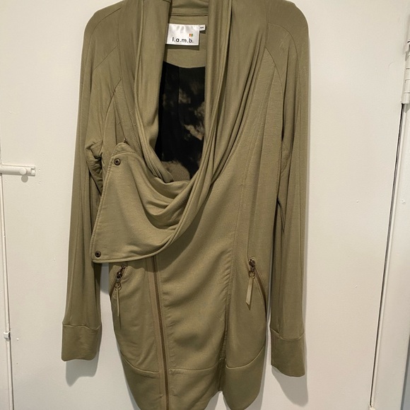 L.a.m.b. Sweater cardigan, olive green with zipper and snap closures. - Picture 4 of 5